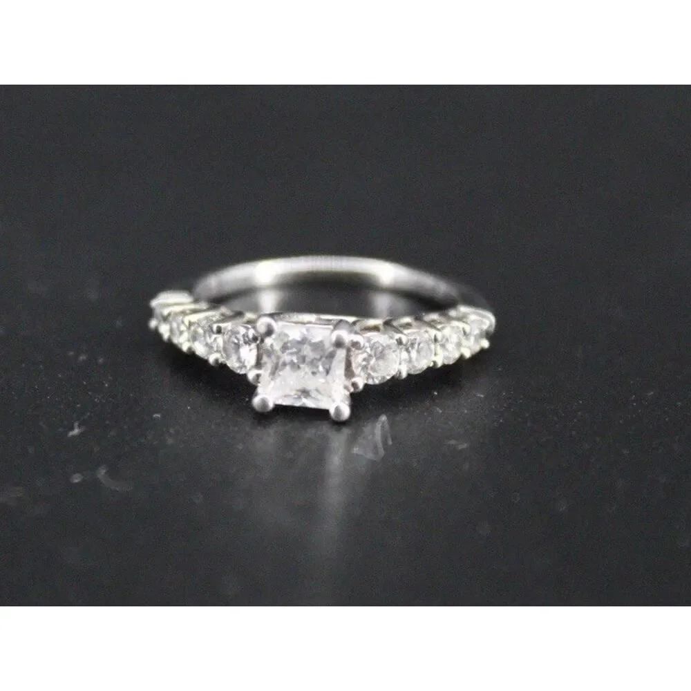 Sterling Silver 925 ladies CZ Princess cut Engagement Ring Promise Ring Size 5.5